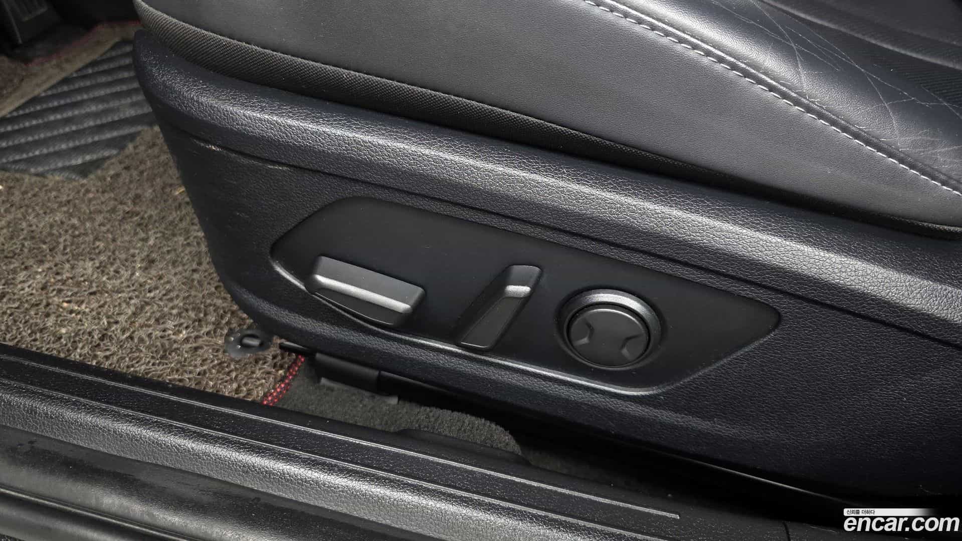 Sonata Hyundai 2019.10-OPTION-021
