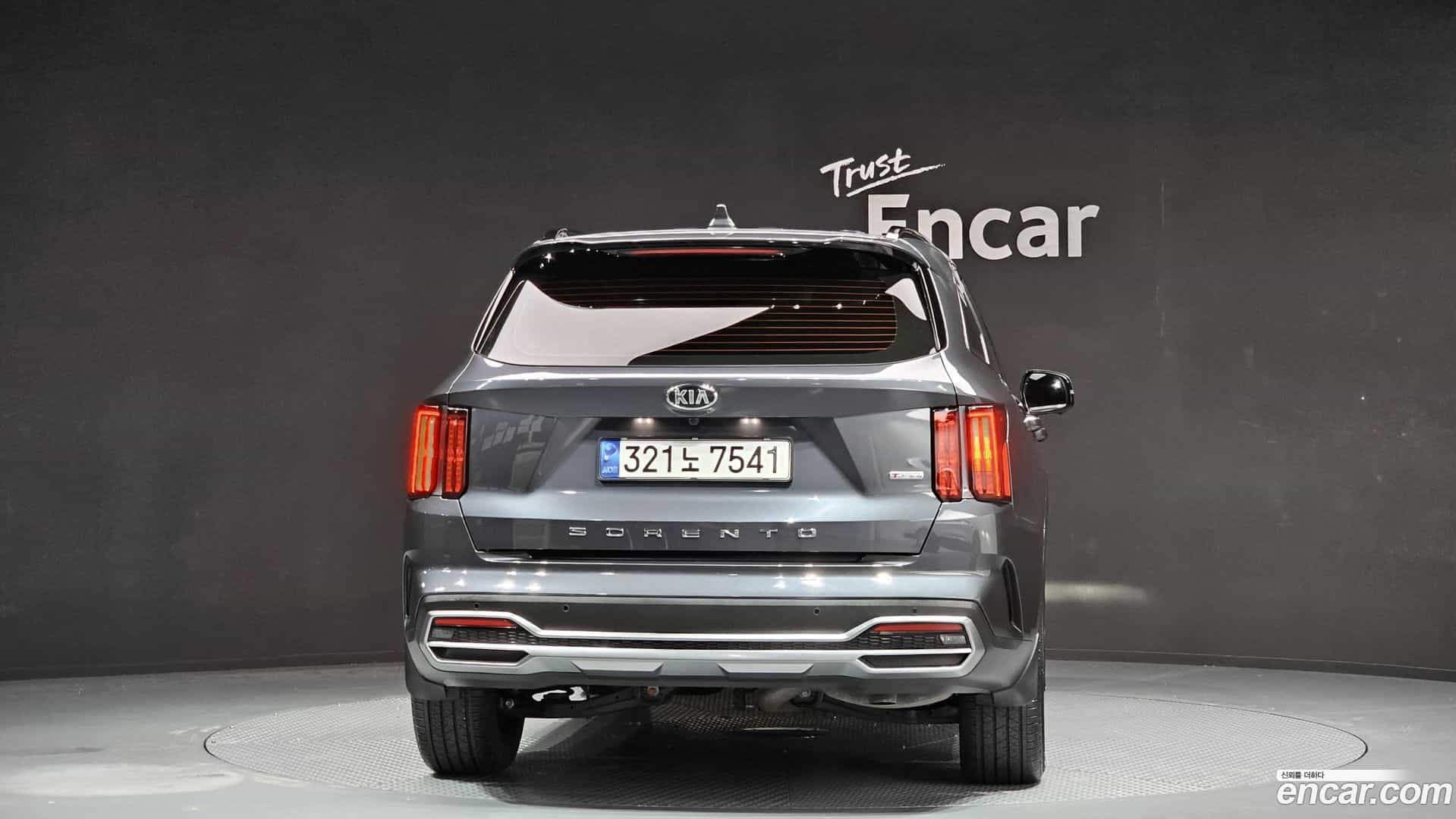 Sorento Kia 2021.6-OUTER-004