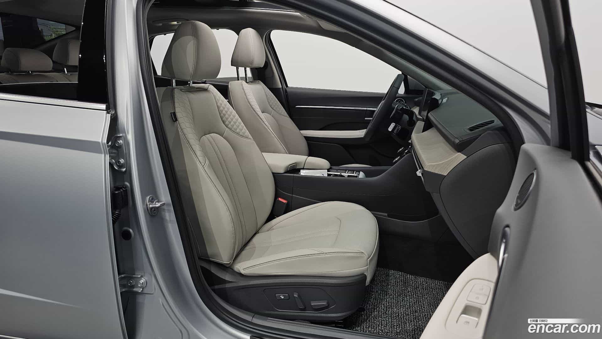 Sonata Hyundai 2025.3-INNER-010
