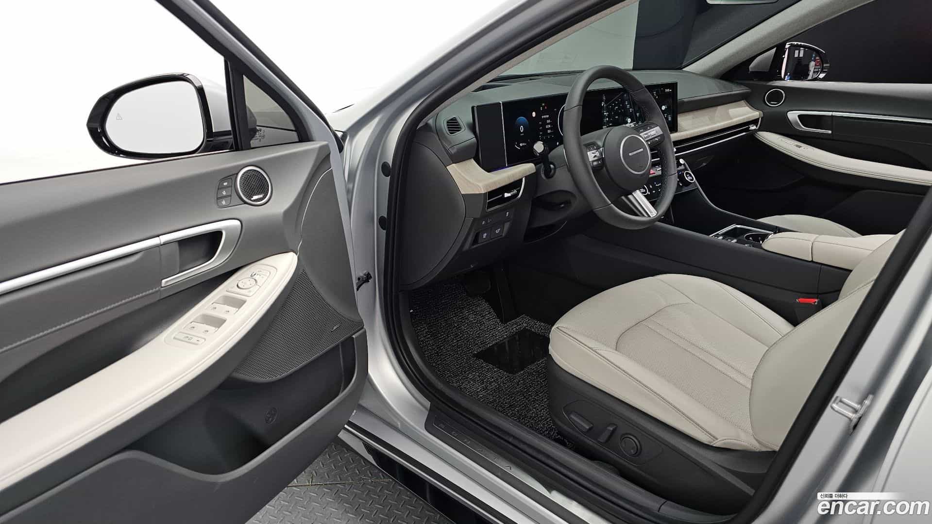 Sonata Hyundai 2025.3-OPTION-015