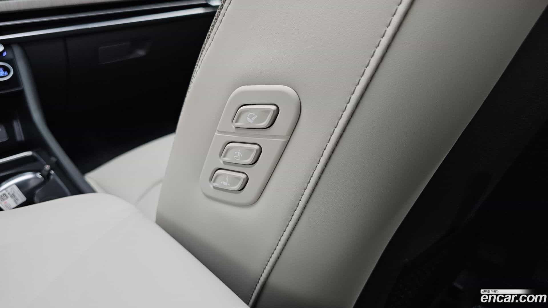 Sonata Hyundai 2025.3-OPTION-040
