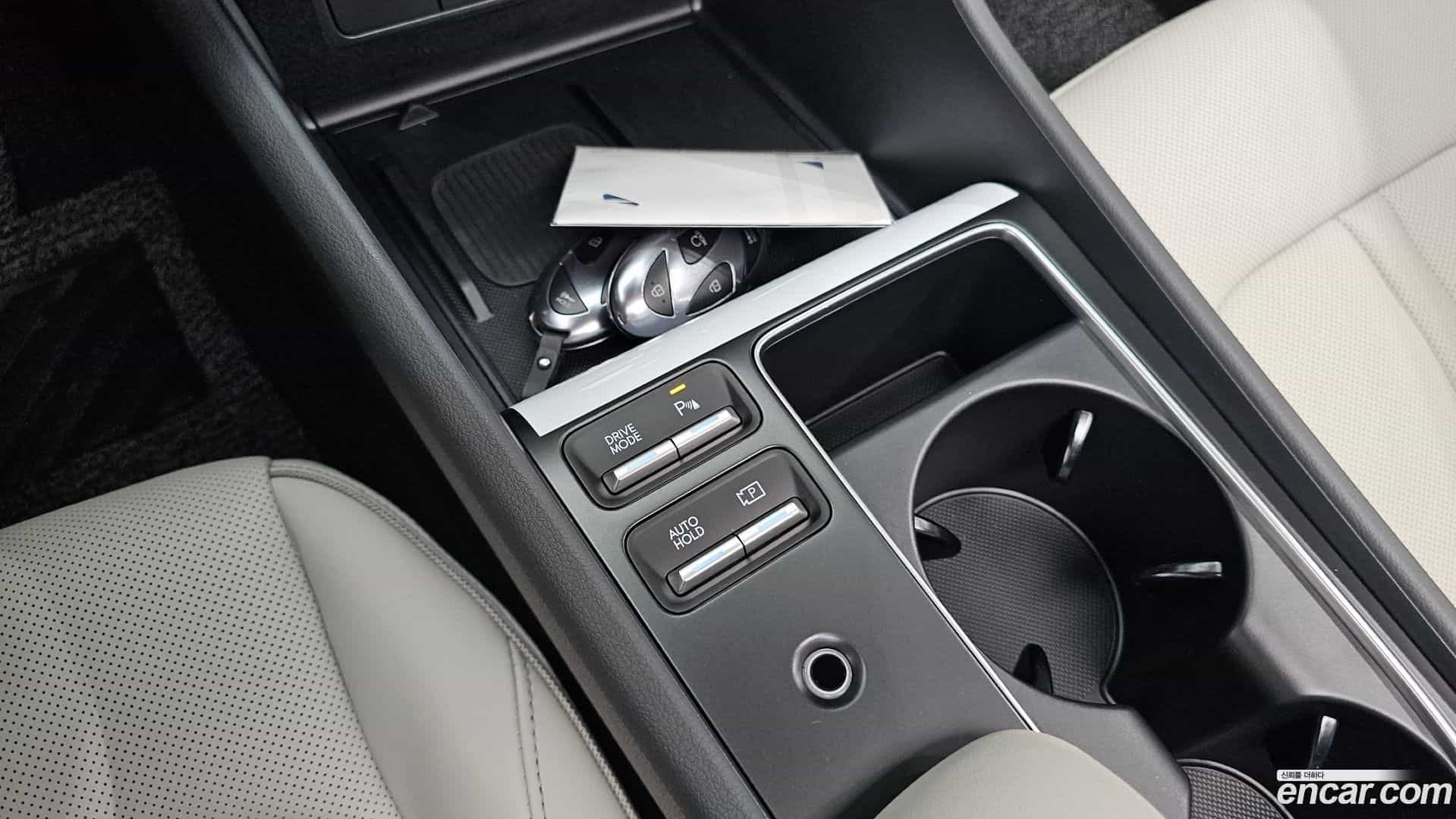 Sonata Hyundai 2025.3-OPTION-046