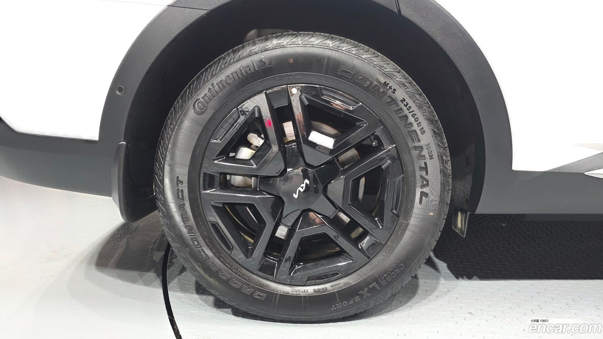 Main__Slider__Photo:Sorento Kia 2024.3-4