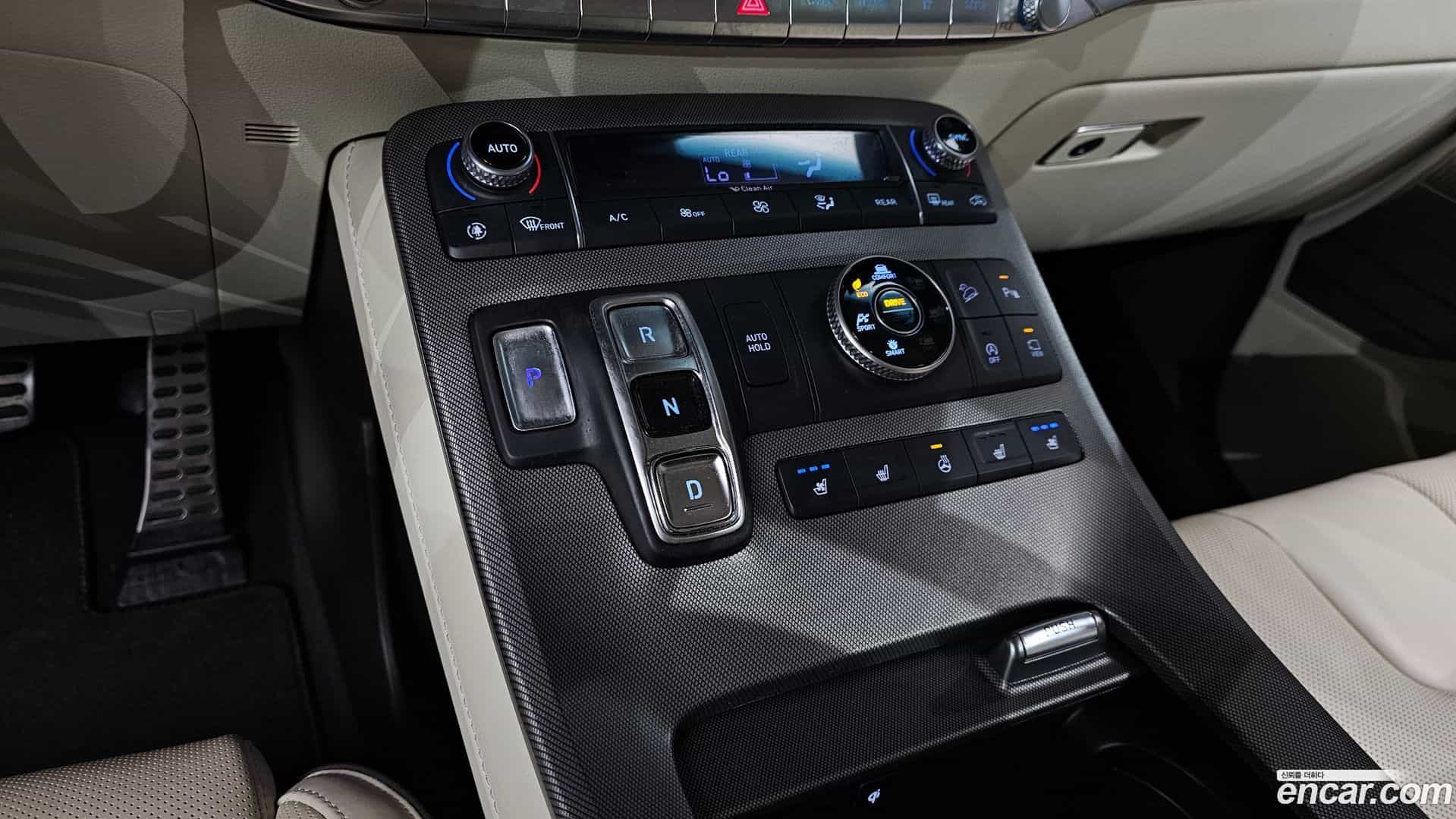 Palisade Hyundai 2022.4-INNER-009