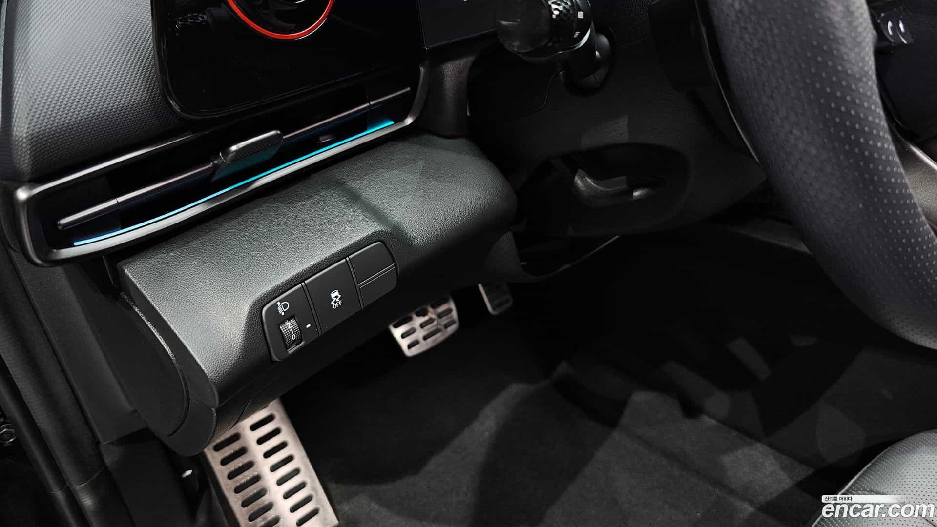 AVANTE Hyundai 2024.0-OPTION-023