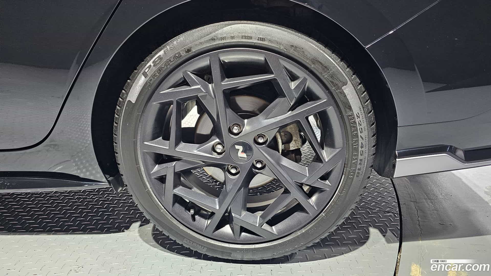 AVANTE Hyundai 2024.0-OUTER-031