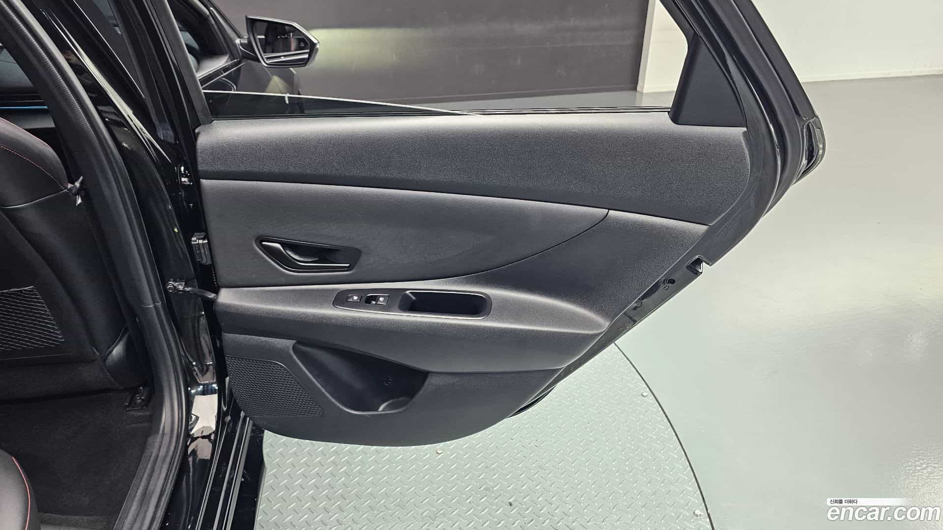 AVANTE Hyundai 2024.0-INNER-035