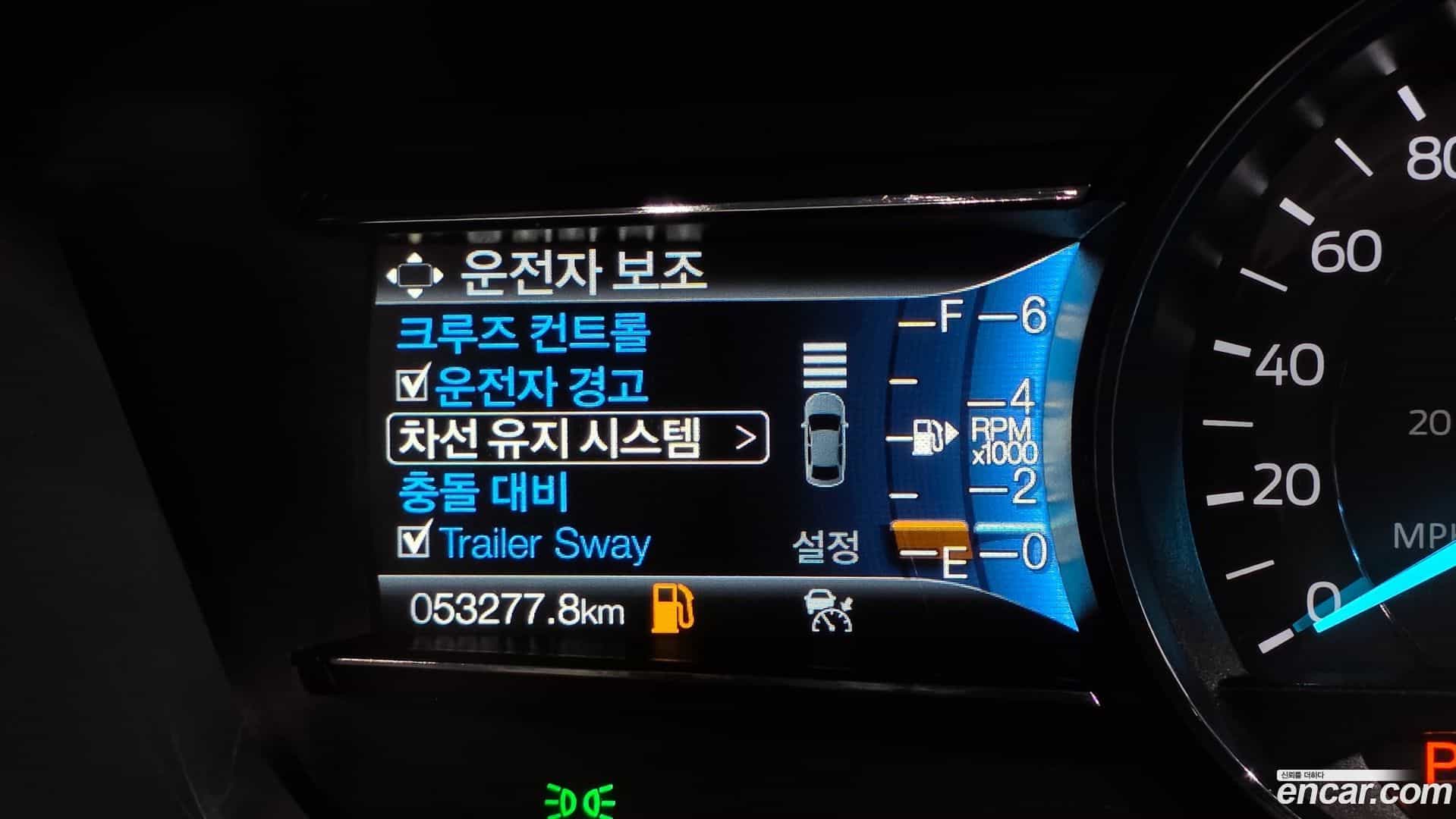 Explorer Ford 2018.3-OPTION-022