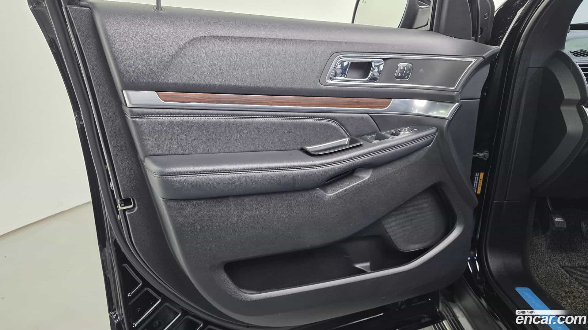 Explorer Ford 2018.3-INNER-034