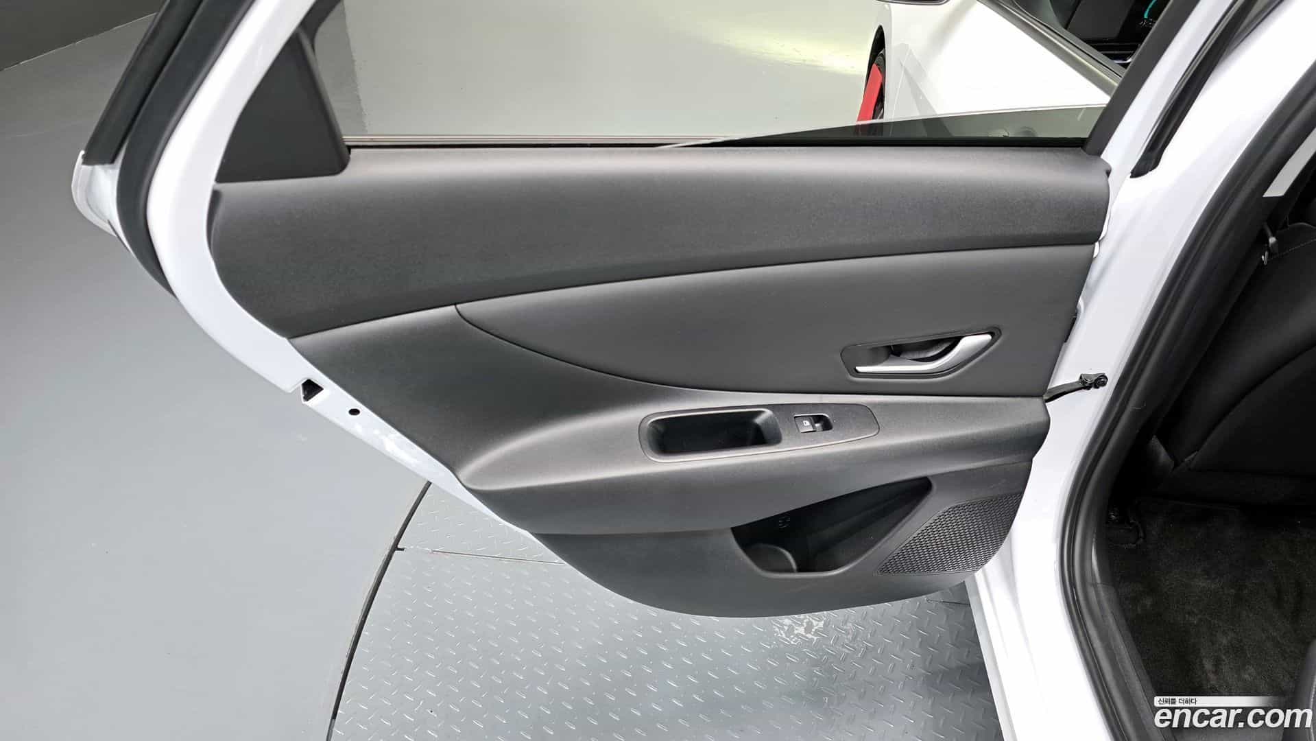 AVANTE Hyundai 2024.7-INNER-035