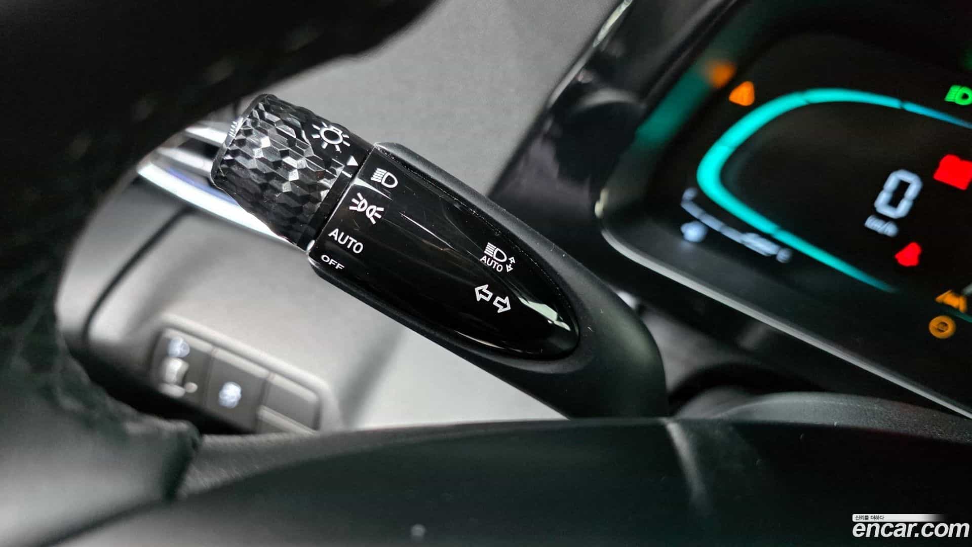 AVANTE Hyundai 2024.7-OPTION-040
