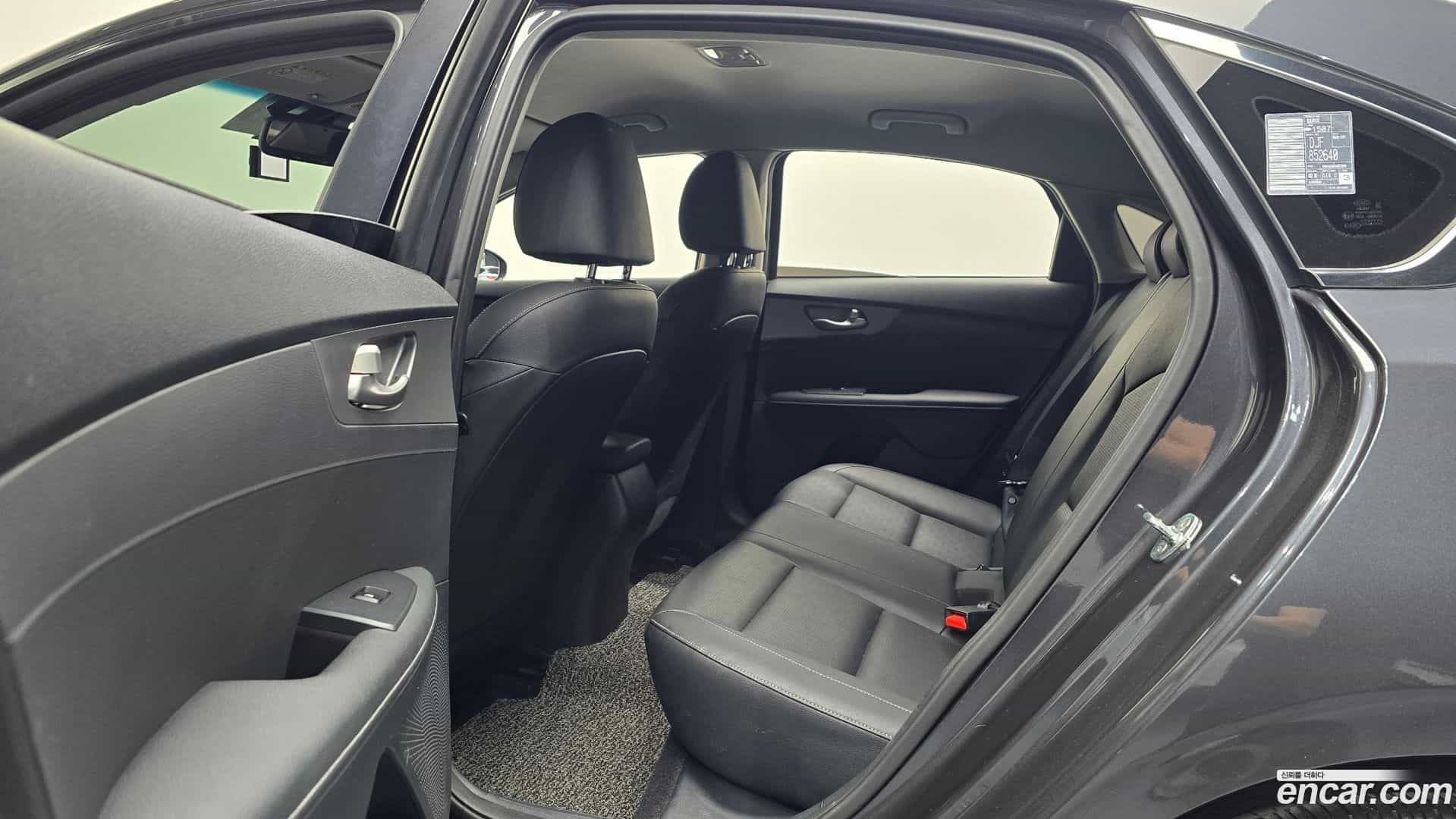 K3 Kia 2019.4-OPTION-016