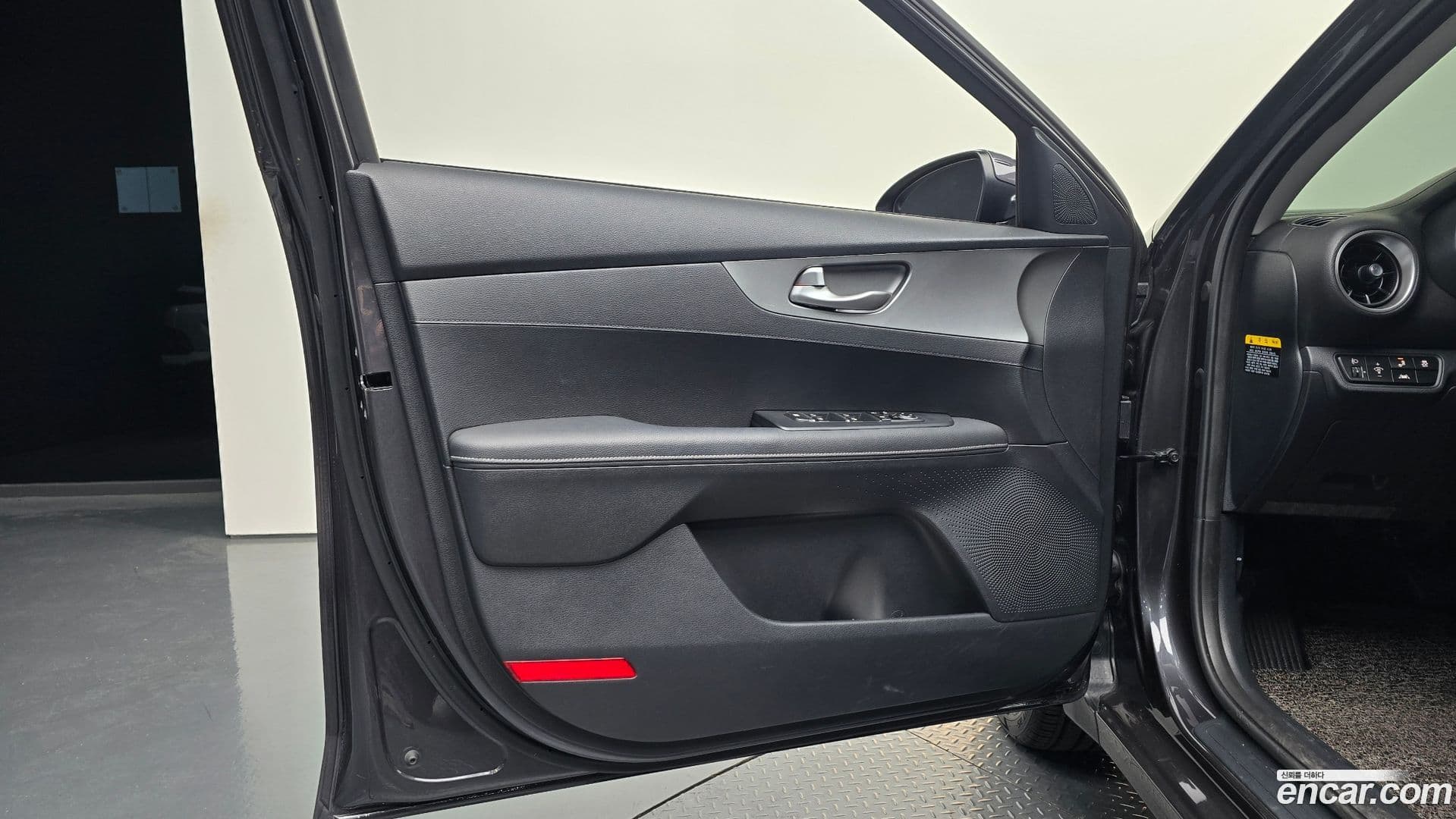 Main__Slider__Photo:K3 Kia 2019.4-23