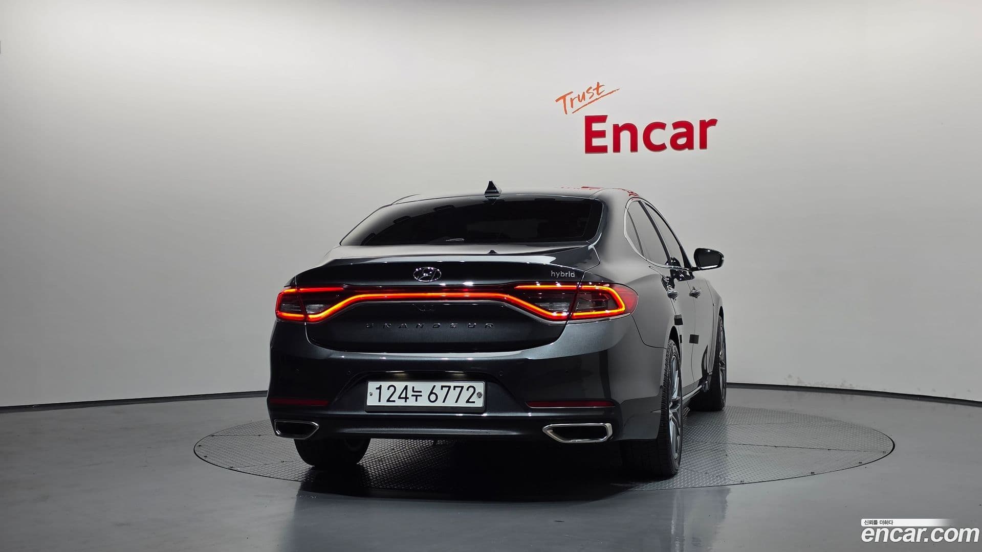Main__Slider__Photo:Grandeur Hyundai 2019.8-3