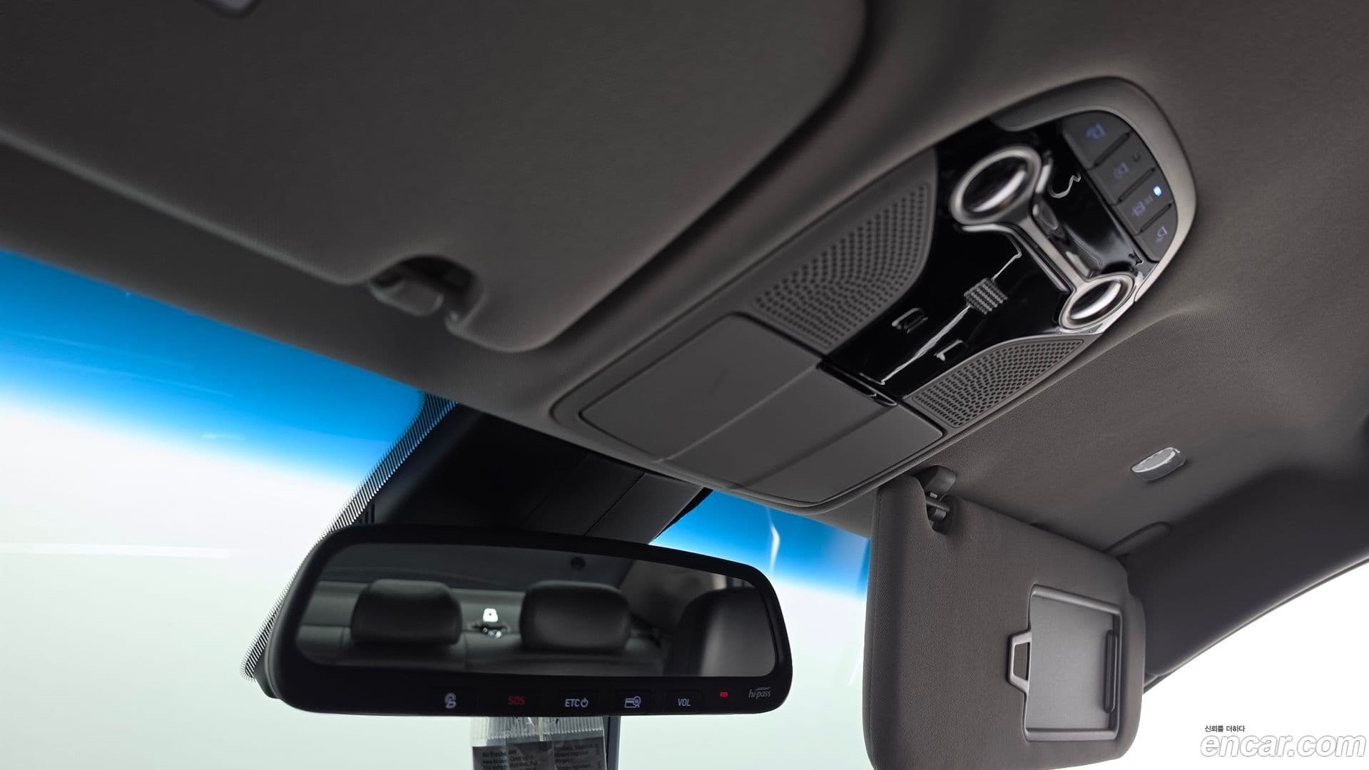 Main__Slider__Photo:Grandeur Hyundai 2019.8-18