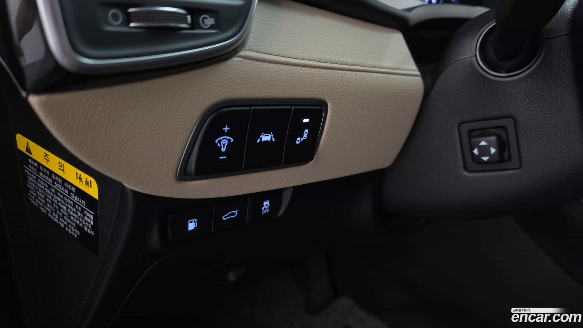 Grandeur Hyundai 2019.8-OPTION-024