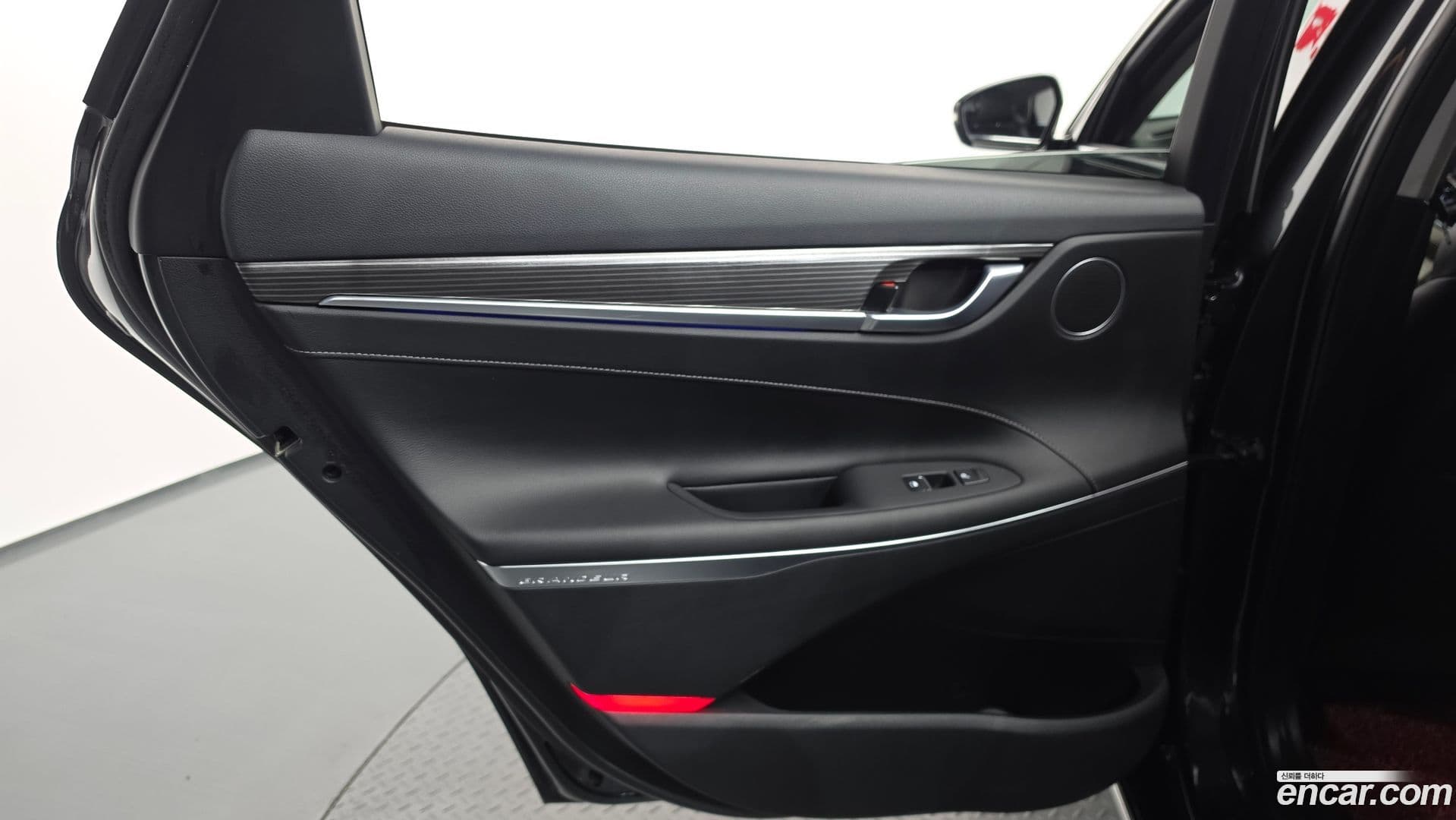 Main__Slider__Photo:Grandeur Hyundai 2019.8-24
