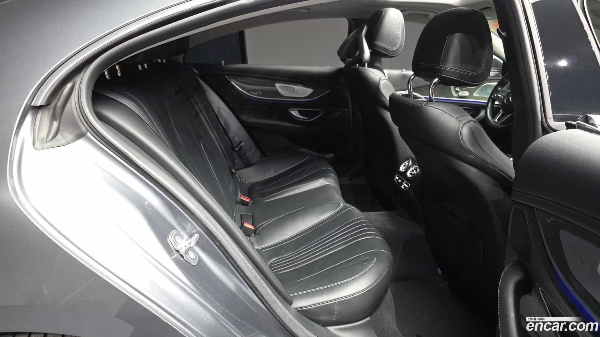 CLS-Class Mercedes-Benz 2018.10-OPTION-016