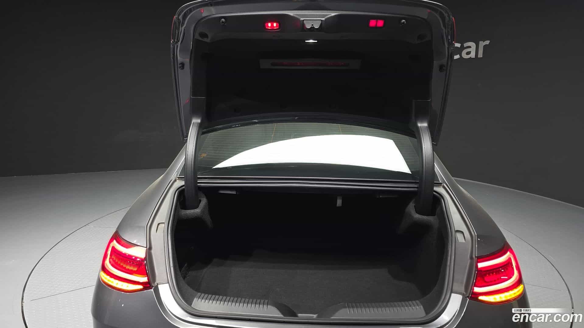 CLS-Class Mercedes-Benz 2018.10-OPTION-024