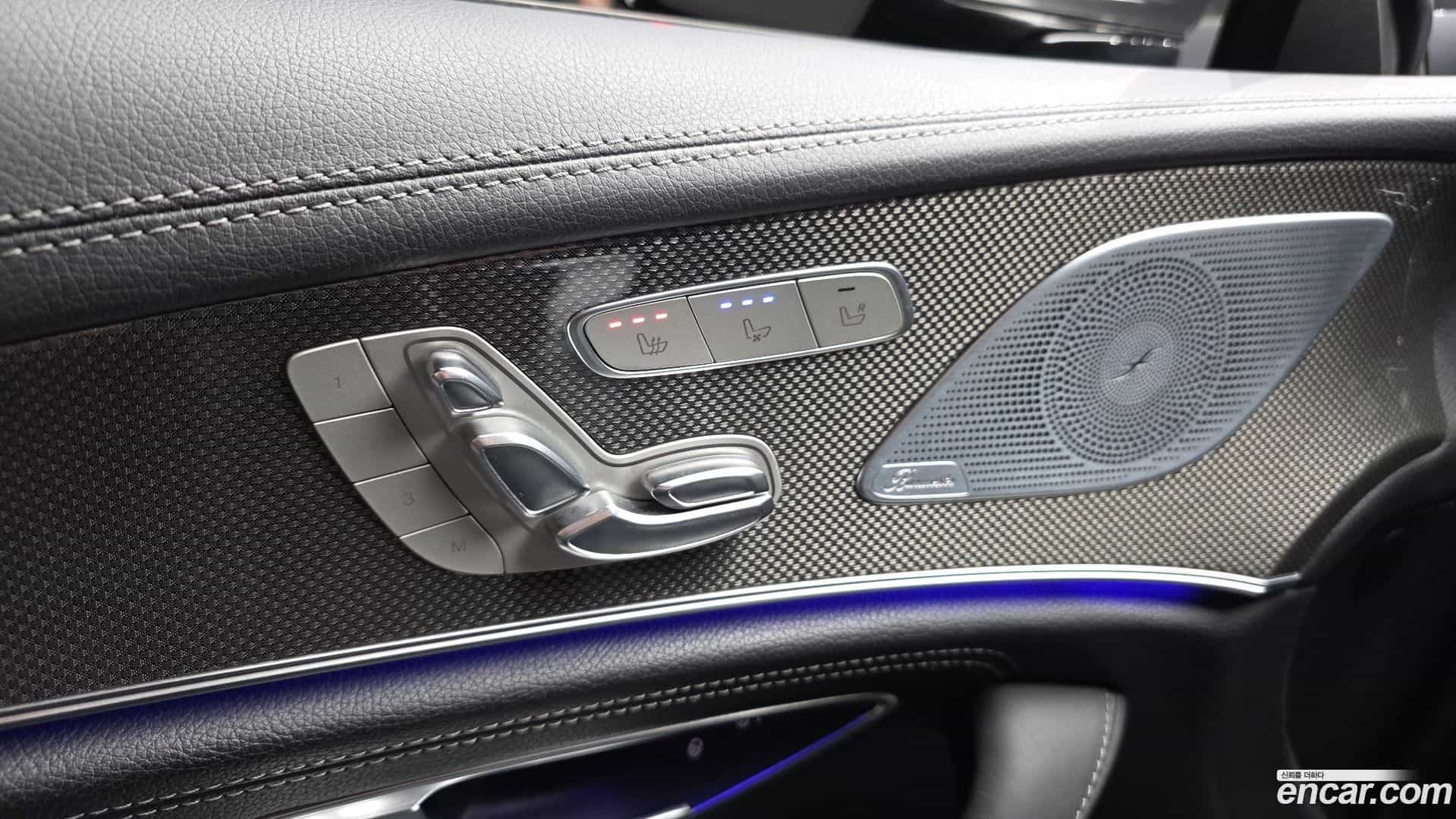 CLS-Class Mercedes-Benz 2018.10-OPTION-041