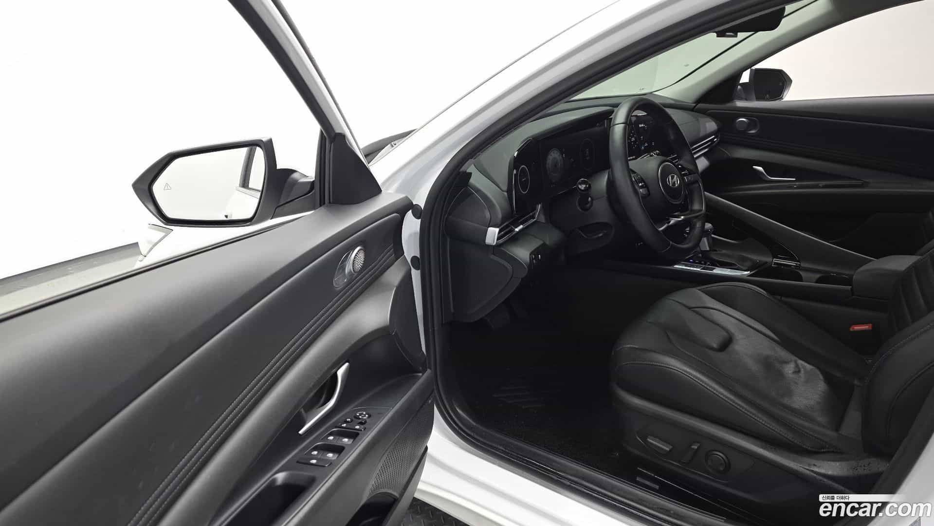 AVANTE Hyundai 2023.5-INNER-010