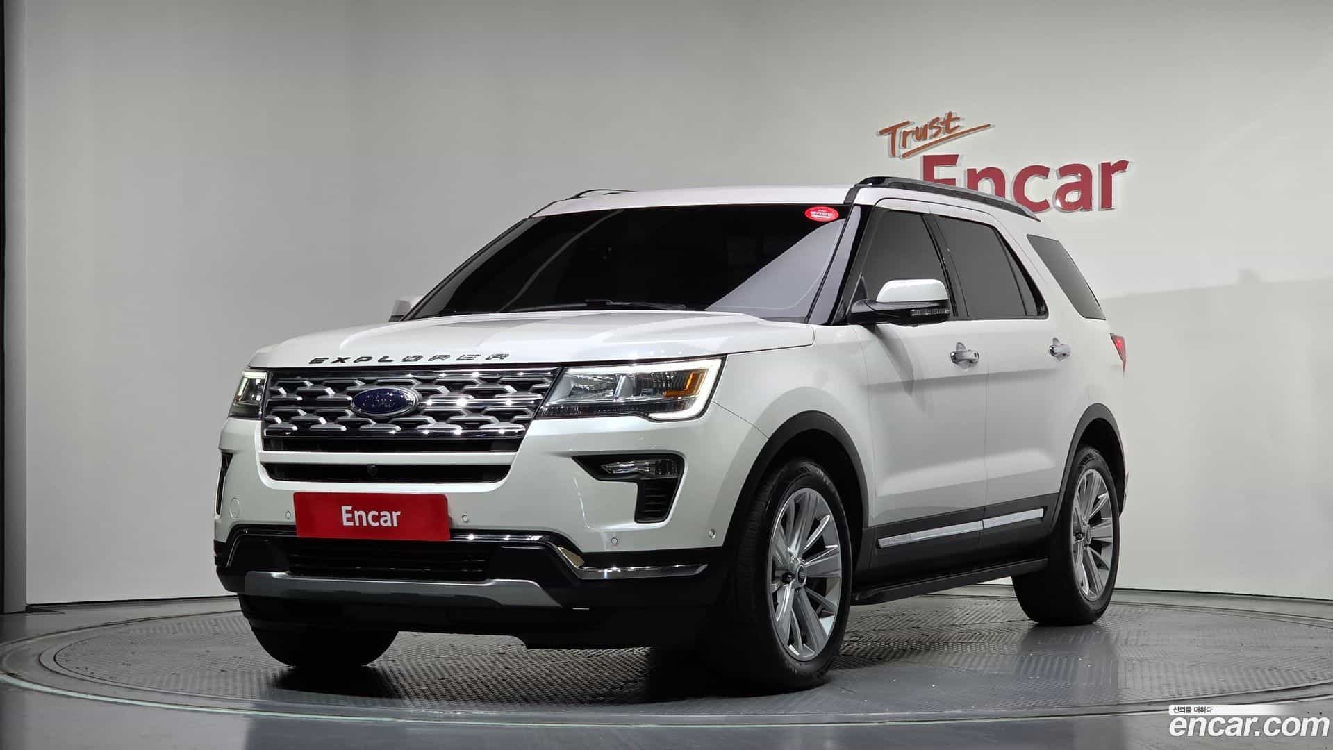 Explorer Ford 2018.11-OUTER-001