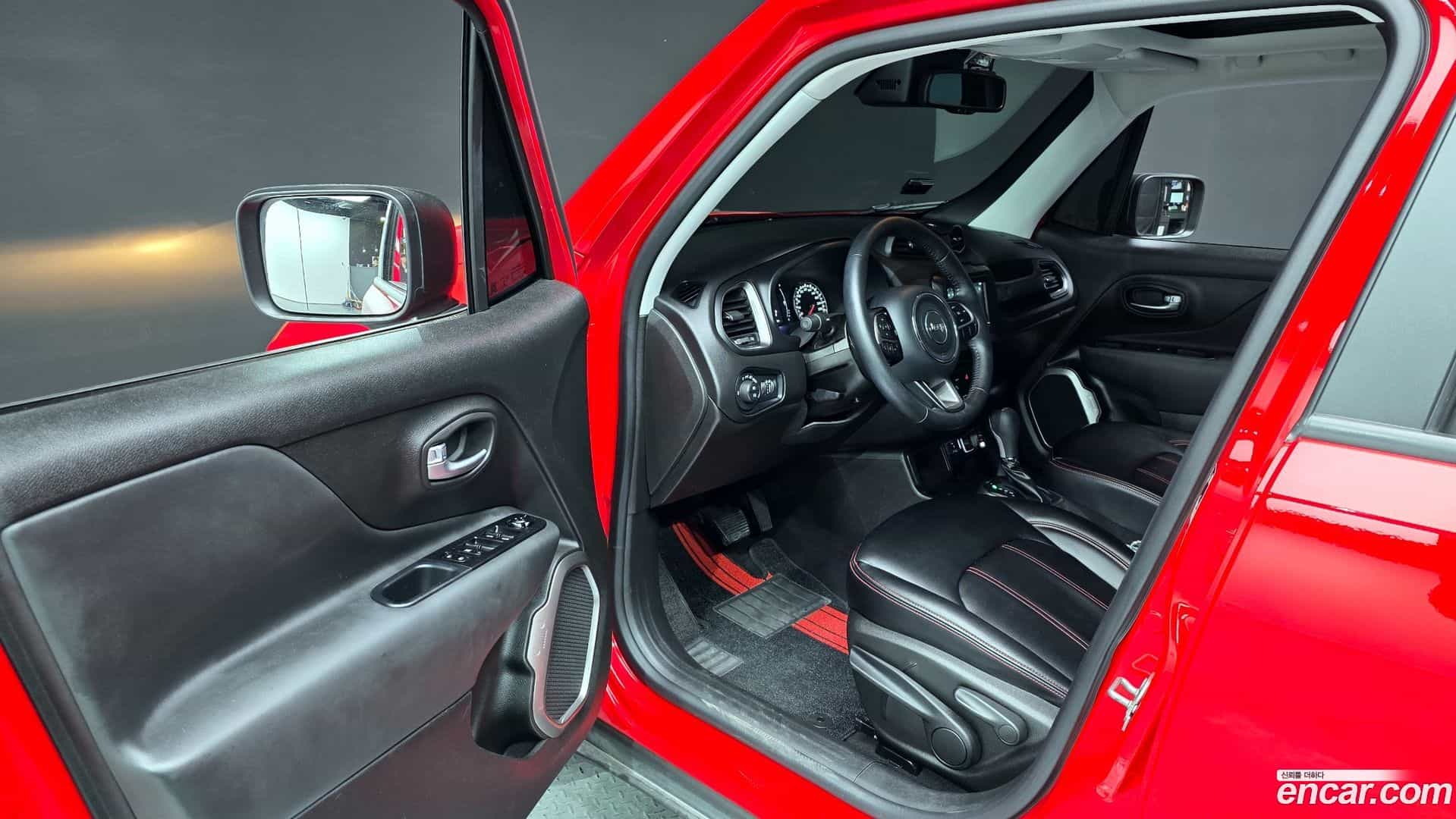 Renegade Jeep 2022.9-INNER-010