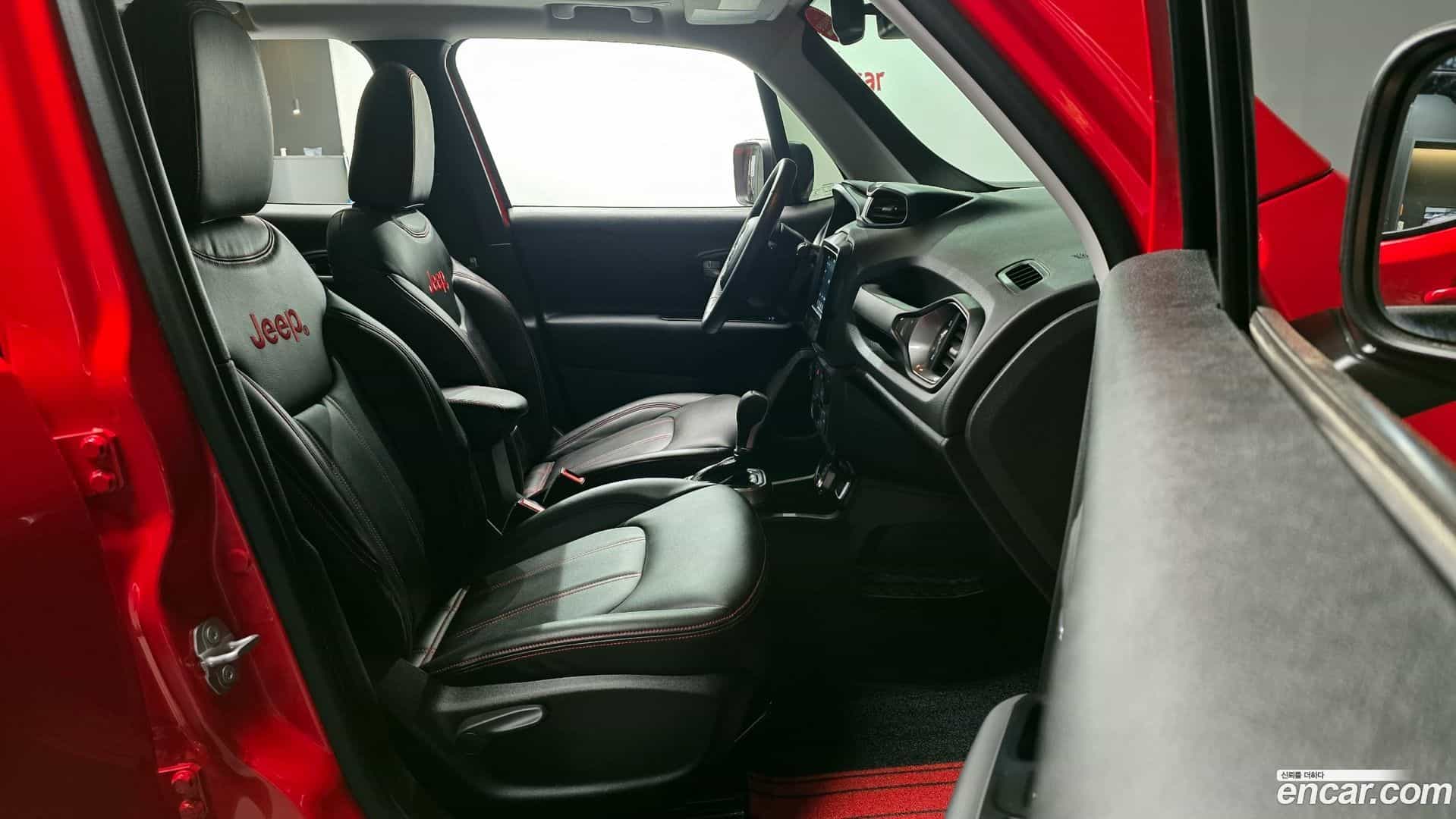 Renegade Jeep 2022.9-OPTION-015