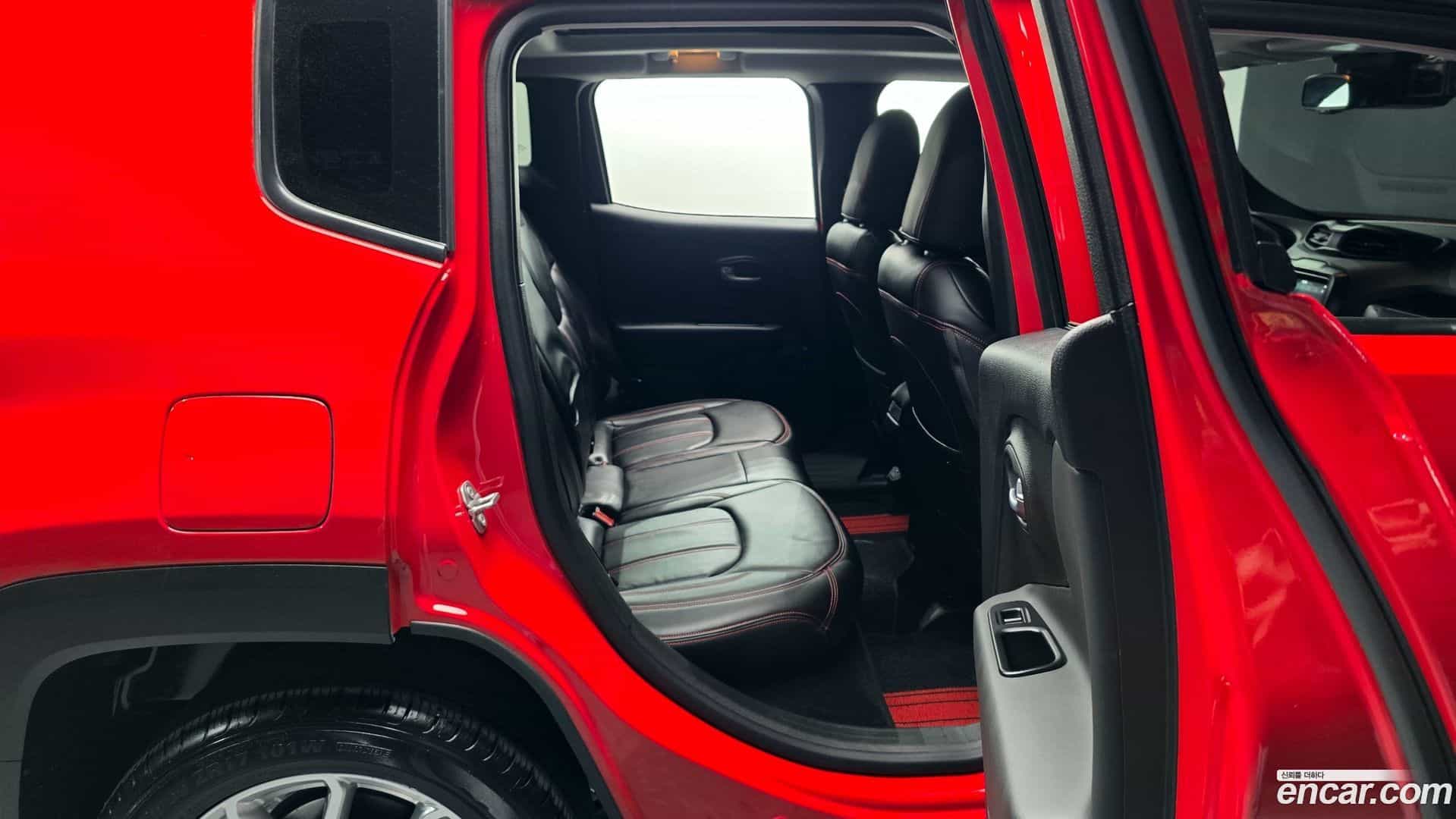 Renegade Jeep 2022.9-OPTION-016