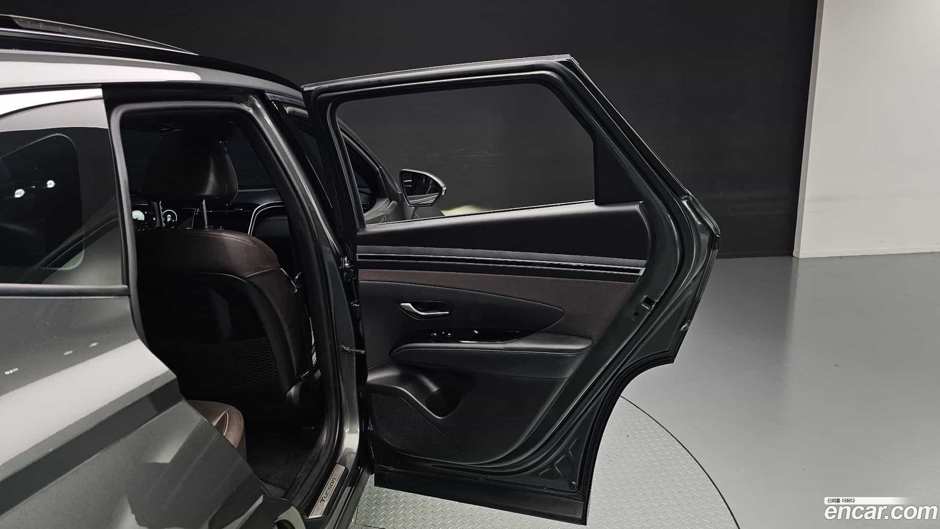 Tucson Hyundai 2021.0-INNER-035