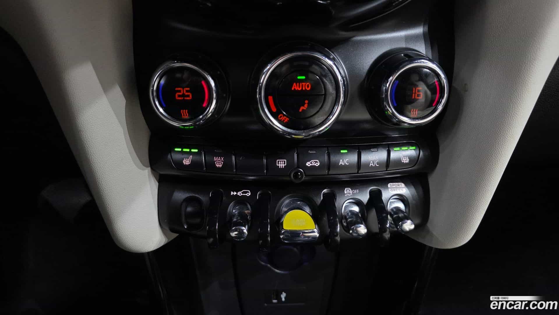Cooper Mini 2022.5-OPTION-023