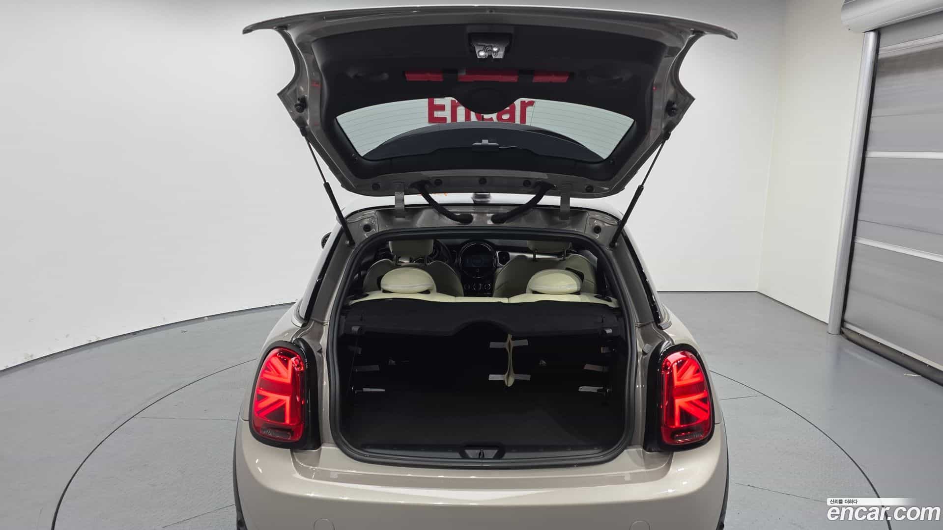 Cooper Mini 2022.5-OPTION-024
