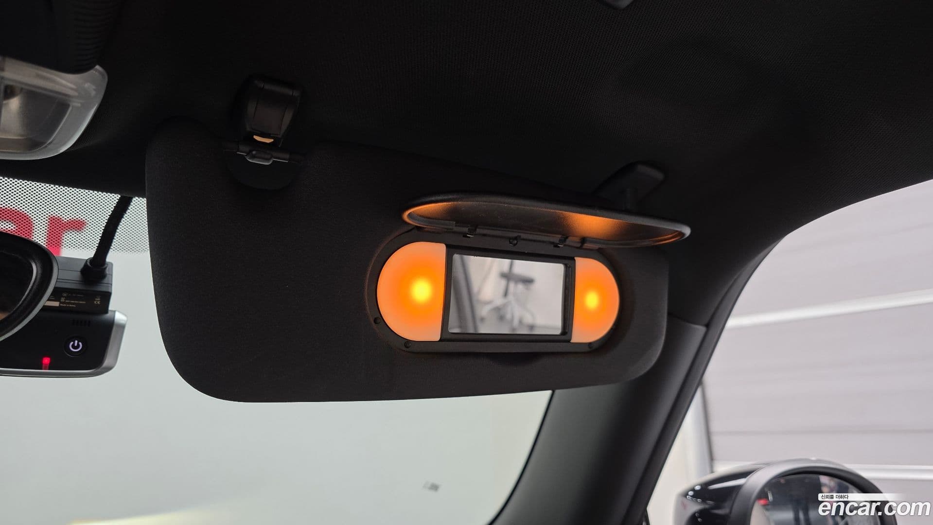 Main__Slider__Photo:Cooper Mini 2022.5-27