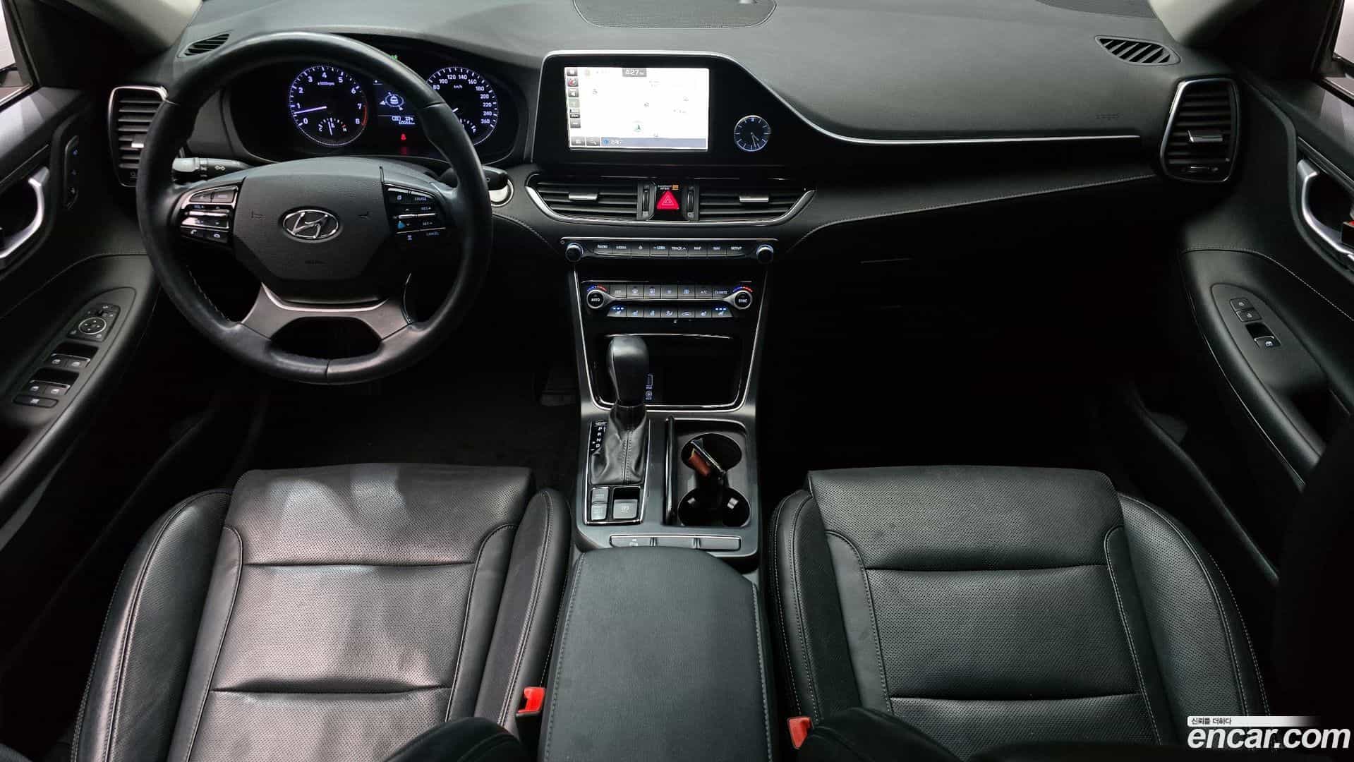 Grandeur Hyundai 2017.8-INNER-007