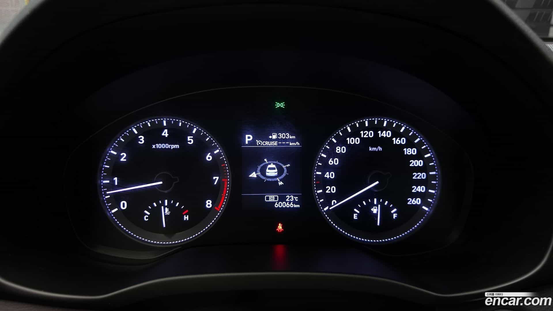 Grandeur Hyundai 2017.8-INNER-008