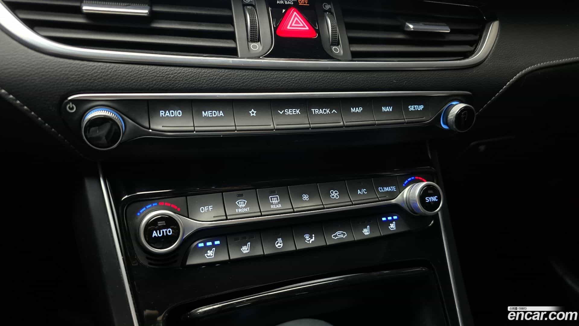 Grandeur Hyundai 2017.8-OPTION-021