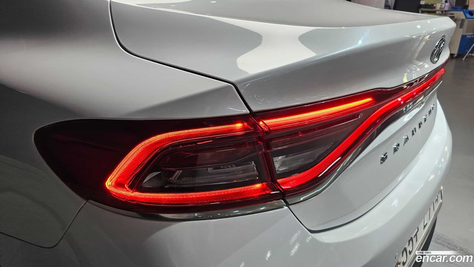 Grandeur Hyundai 2017.8-OUTER-033