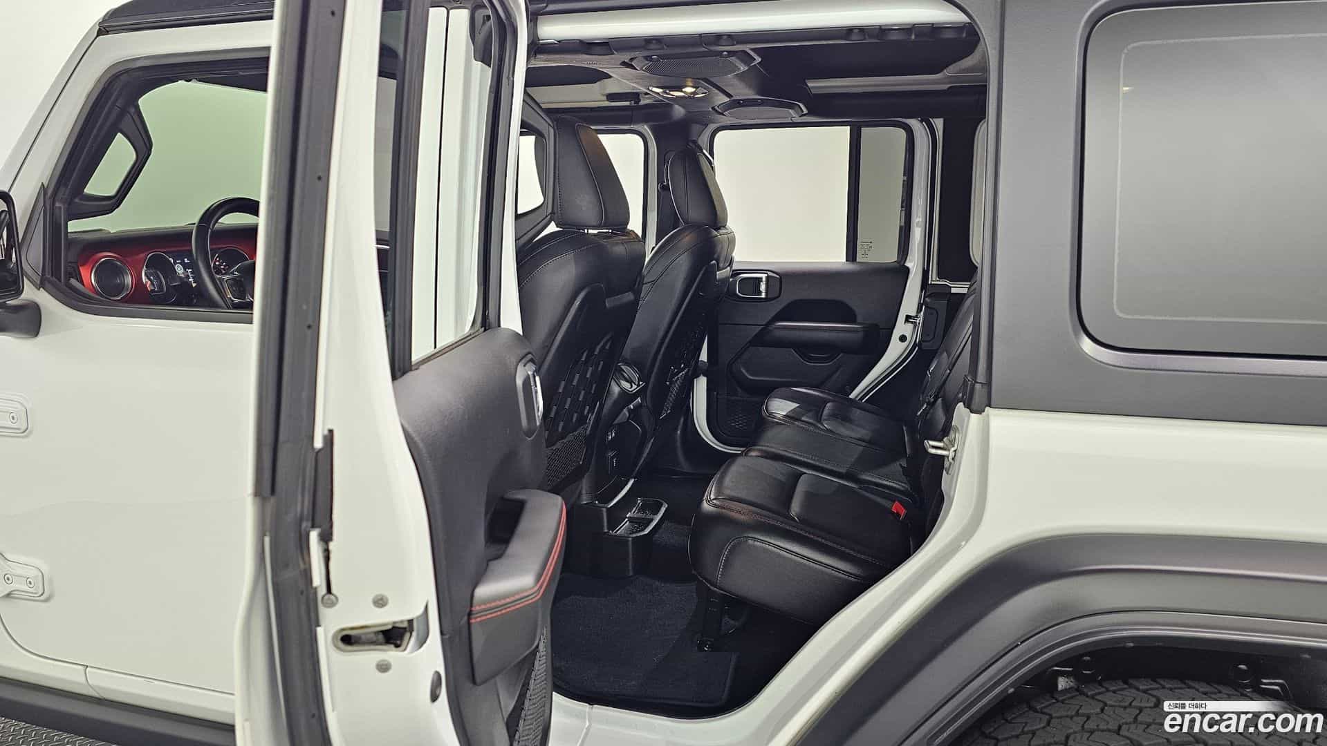 Wrangler Jeep 2021.2-OPTION-022