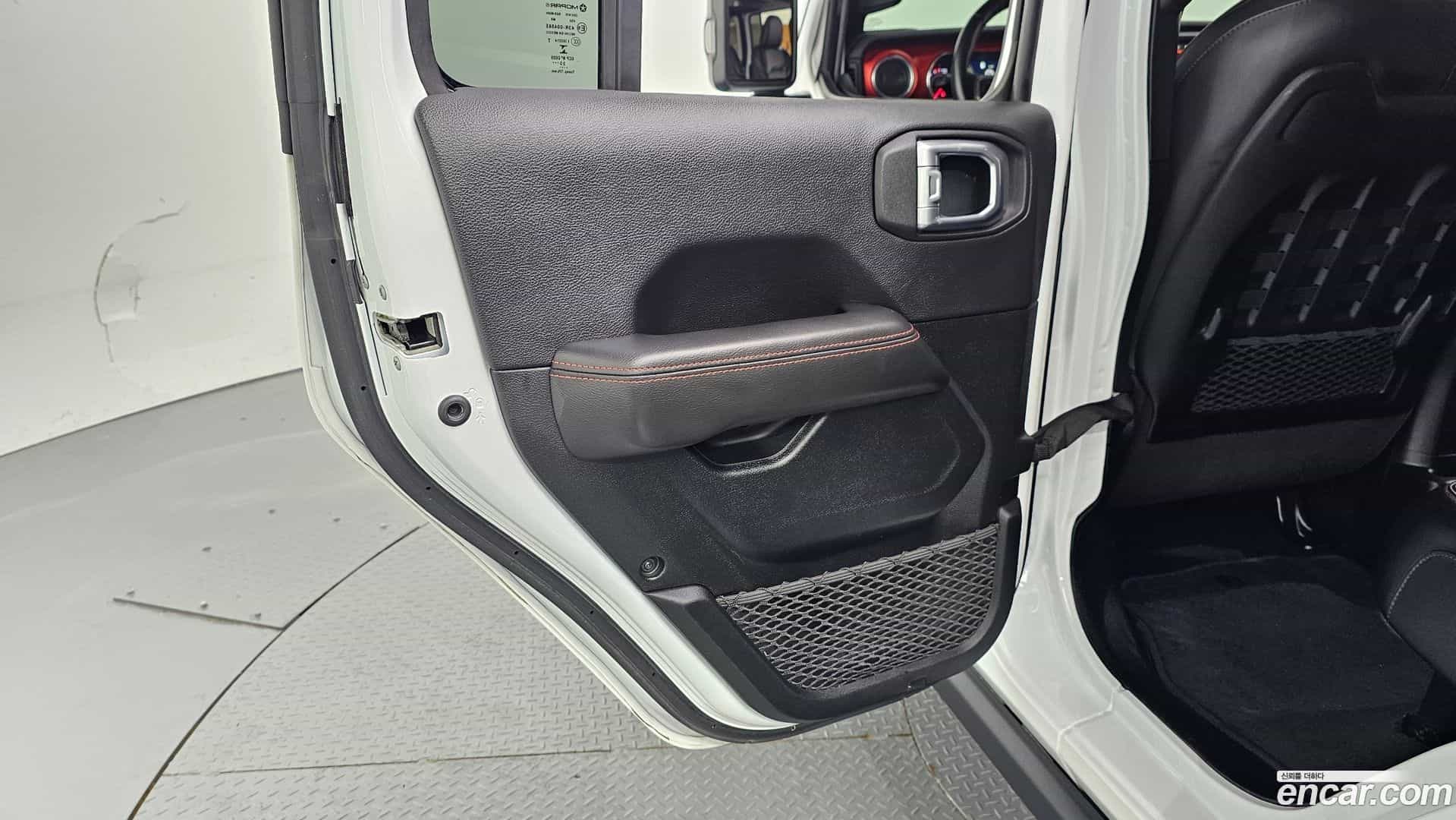 Wrangler Jeep 2021.2-INNER-035