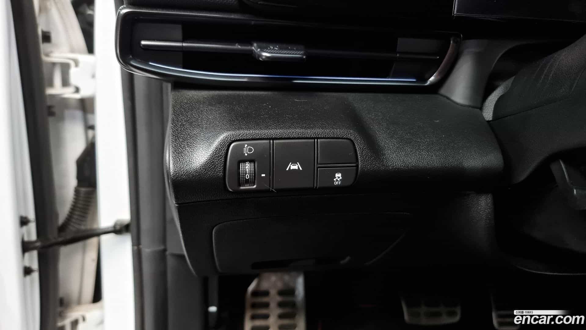 AVANTE Hyundai 2021.4-OPTION-024