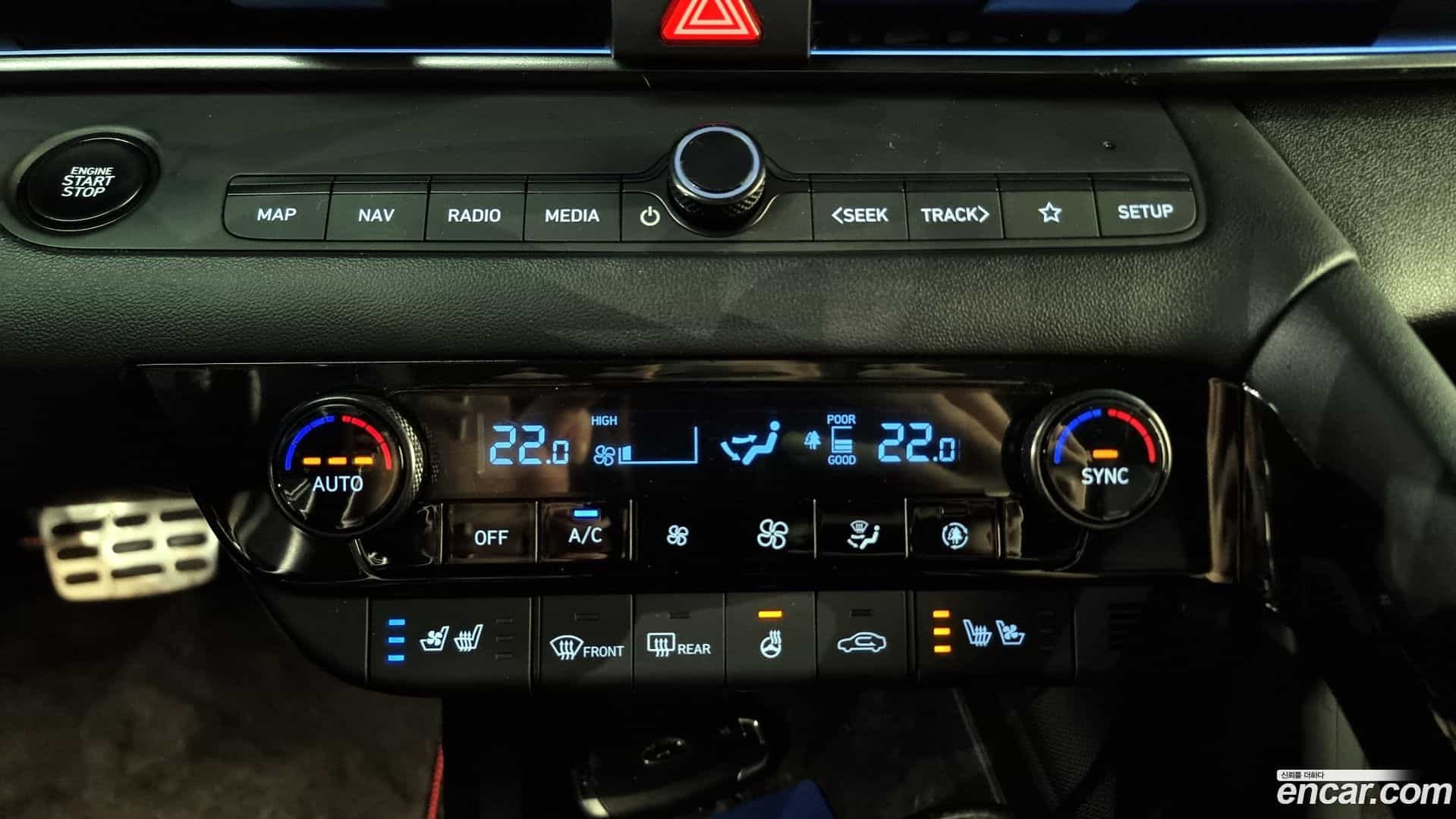 AVANTE Hyundai 2021.4-OPTION-045