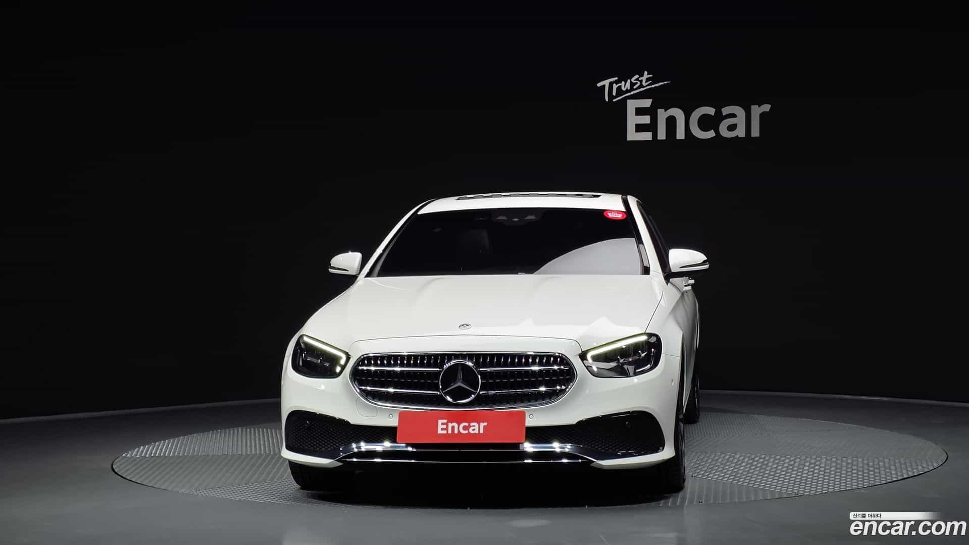 E-Class Mercedes-Benz 2021.6-OUTER-003
