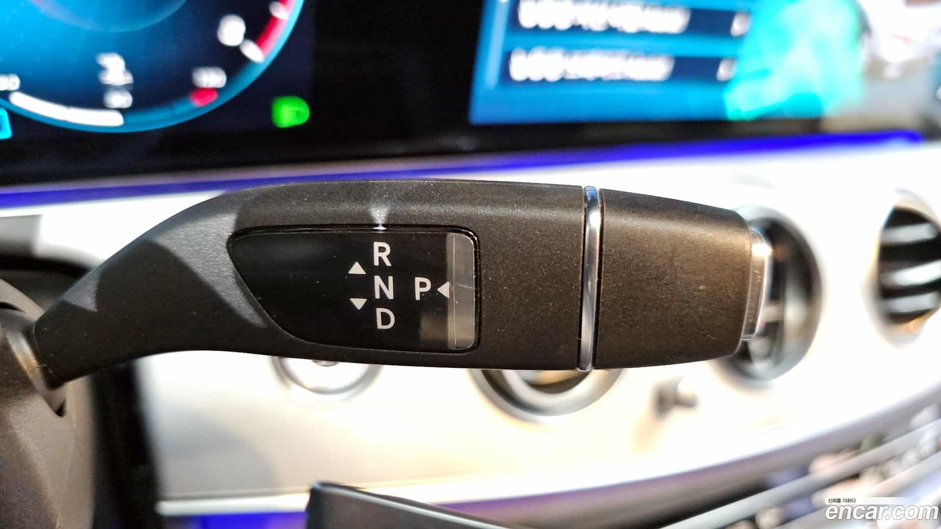 E-Class Mercedes-Benz 2021.6-INNER-009