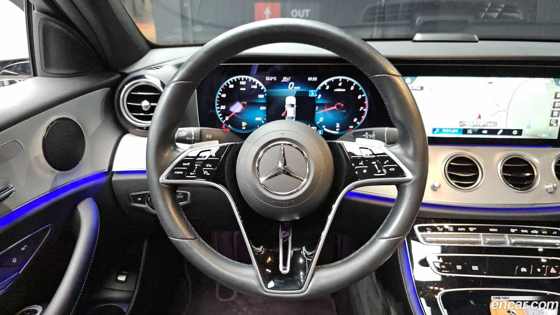 E-Class Mercedes-Benz 2021.6-OPTION-017