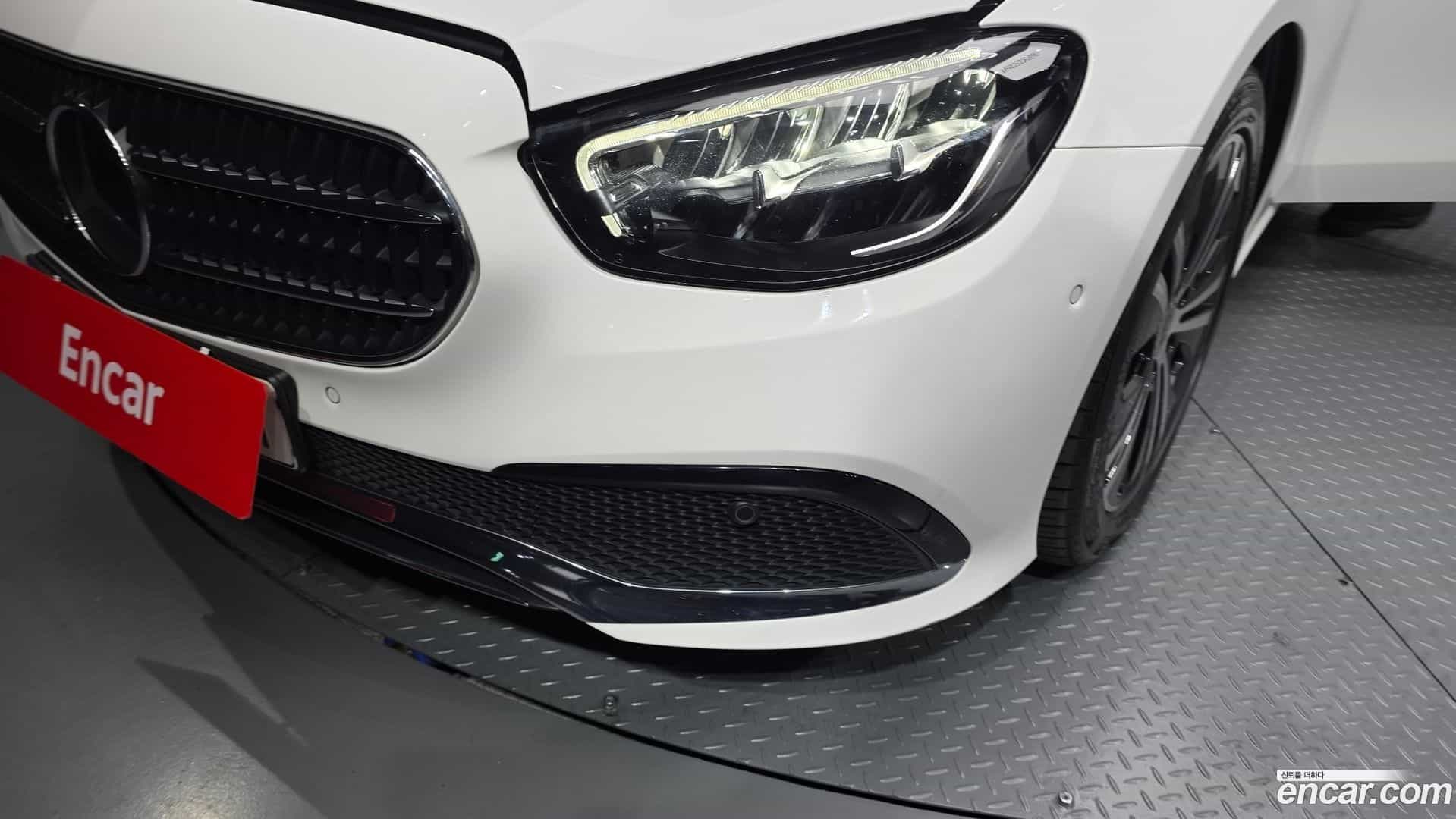 E-Class Mercedes-Benz 2021.6-OUTER-032