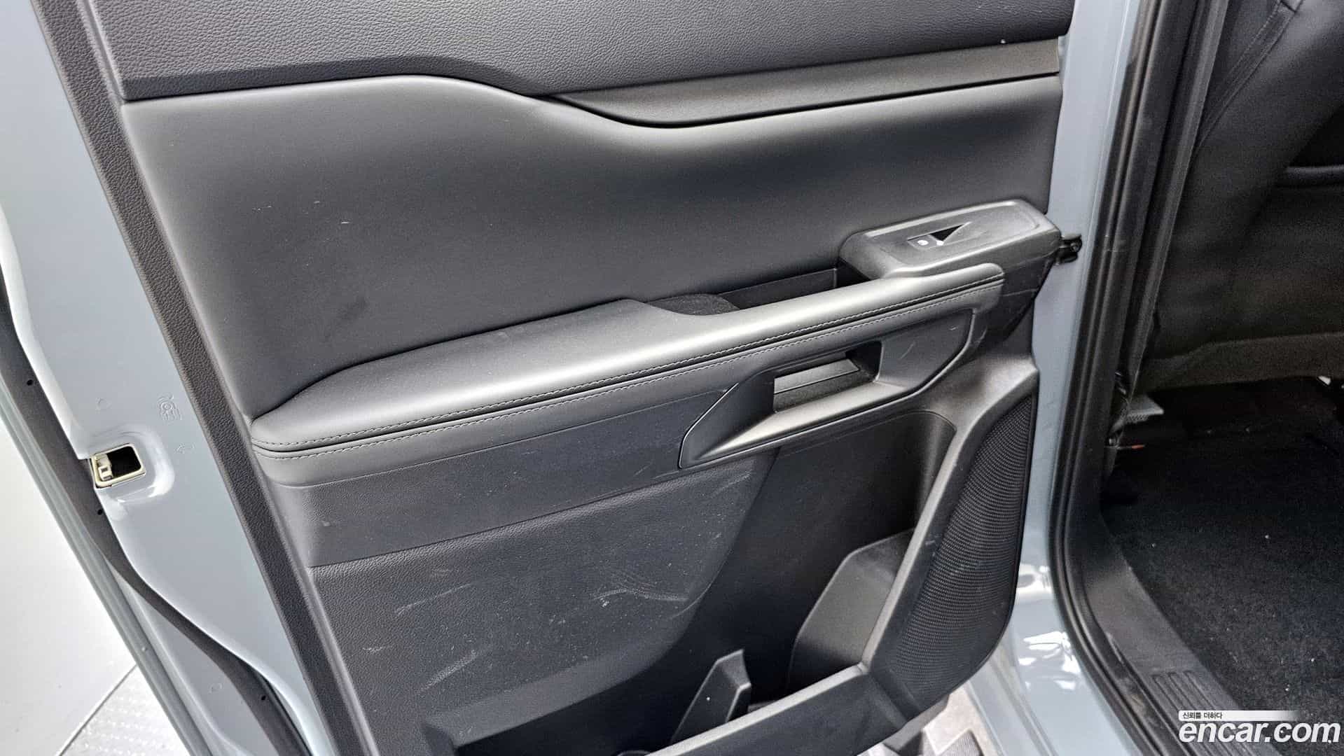 Ranger Ford 2025.4-INNER-035