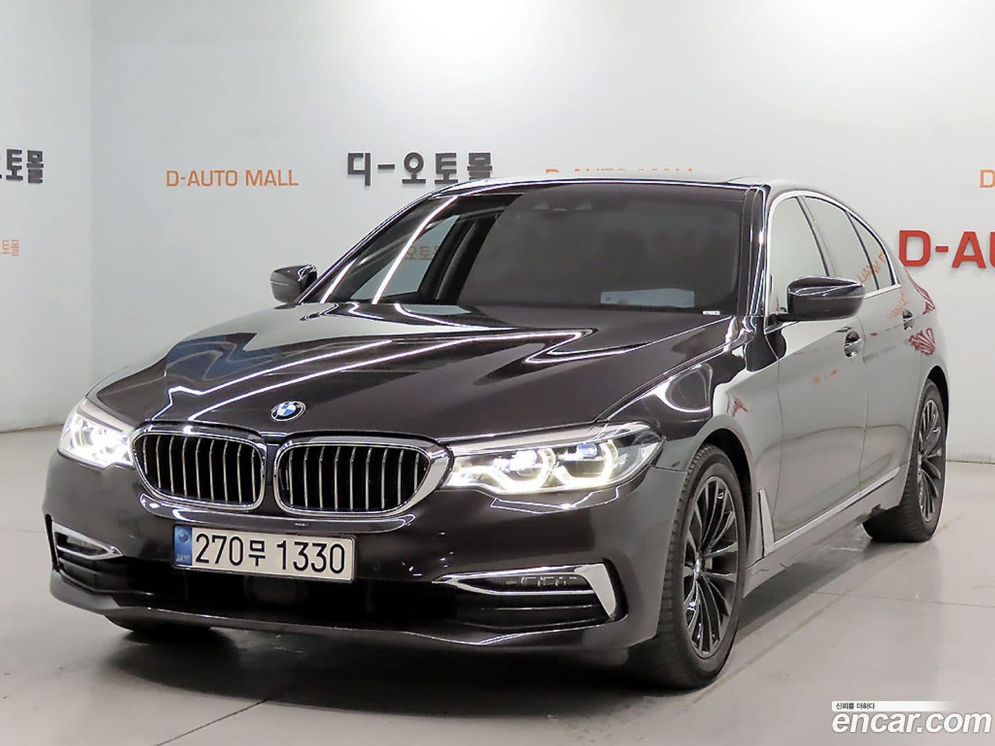 Main__Slider__Photo:5-Series BMW 2019.3-0