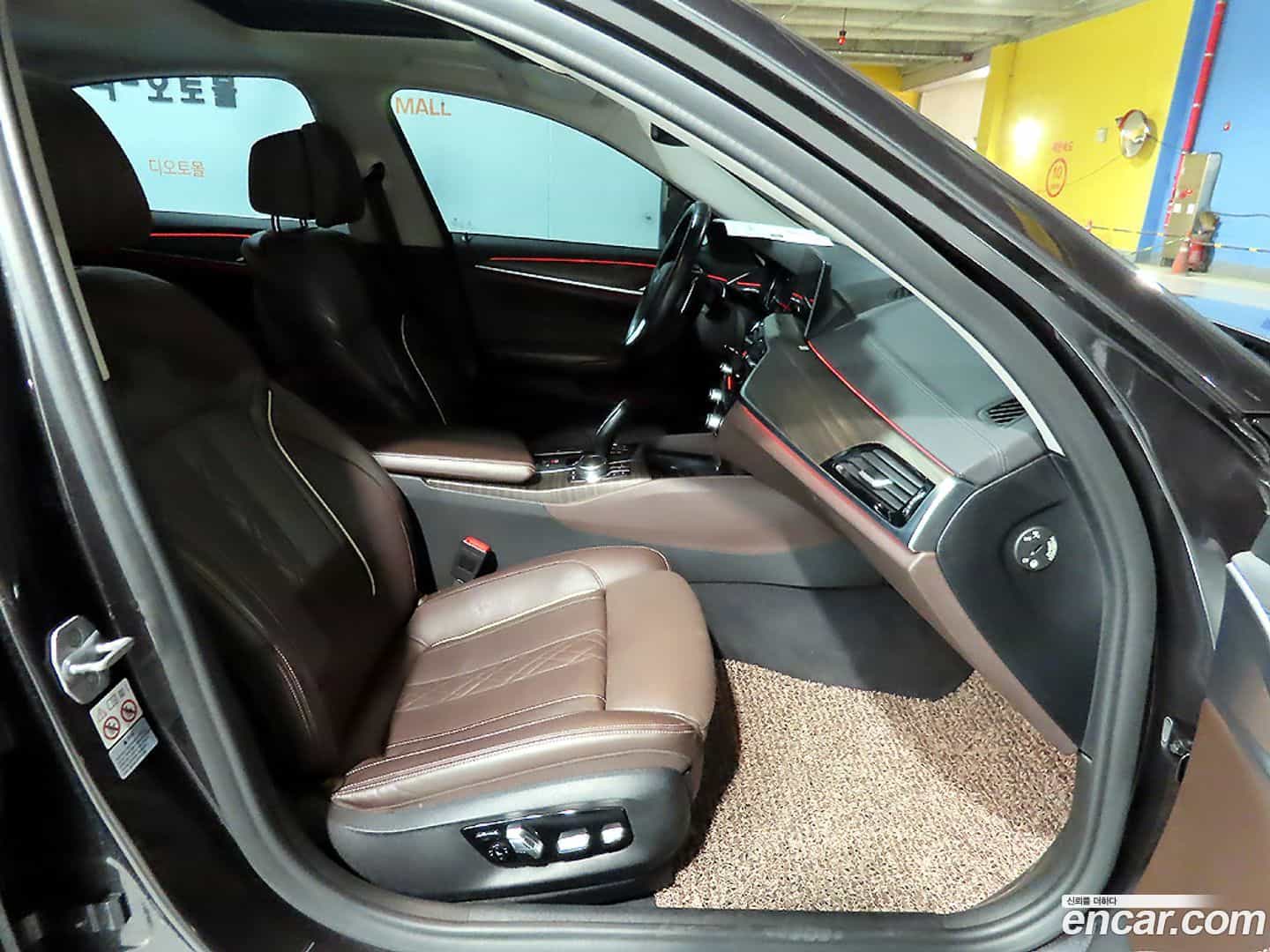 5-Series BMW 2019.3-INNER-009