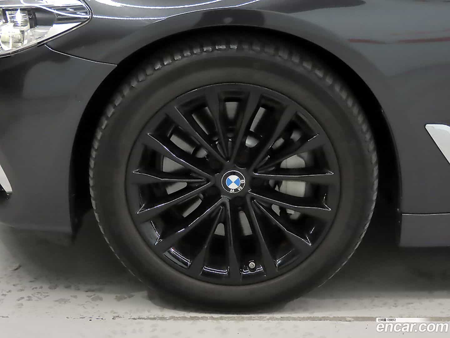 5-Series BMW 2019.3-OPTION-024