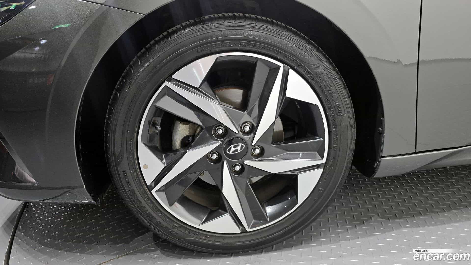 AVANTE Hyundai 2020.6-OUTER-005